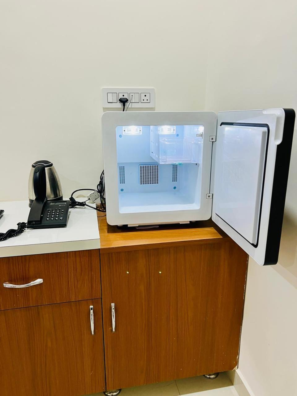 فندق Sunshine Residency Mancherāl المظهر الخارجي الصورة