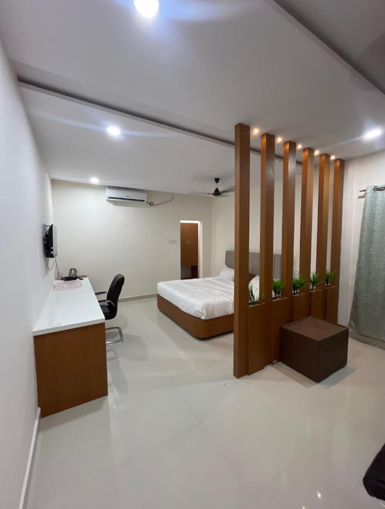 فندق Sunshine Residency Mancherāl المظهر الخارجي الصورة